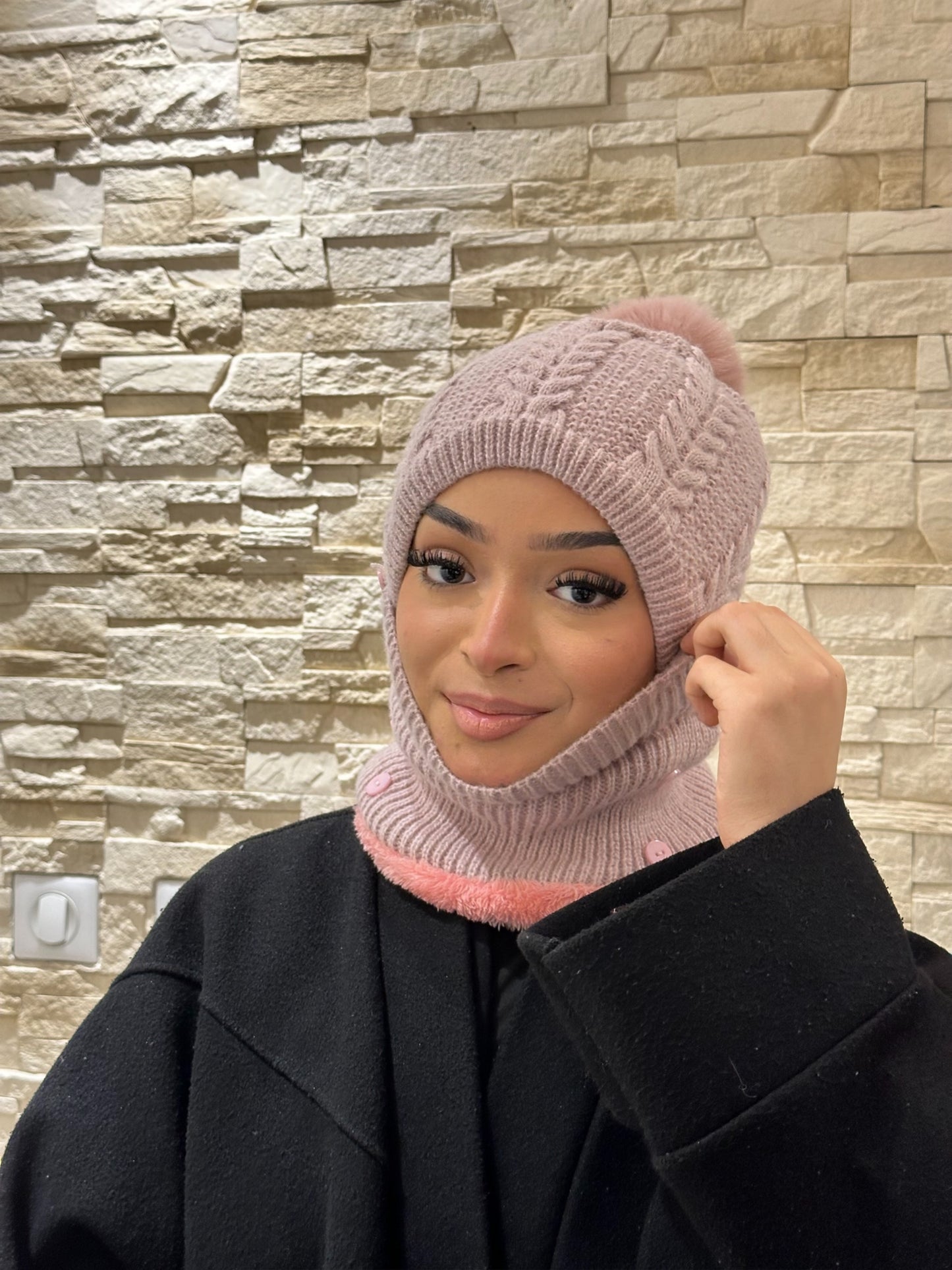 Pembe Tek Parça Örgü Şapka & Boyunluk