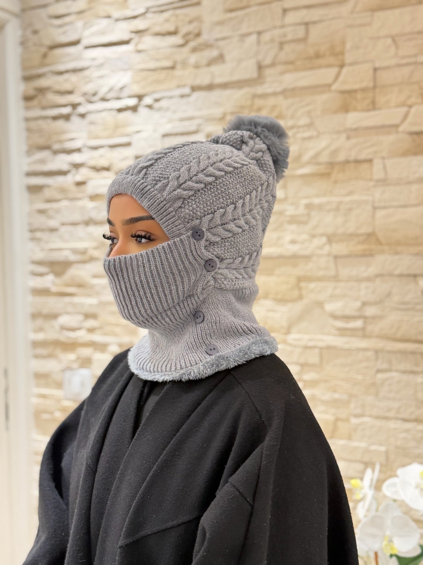 Gri Tek Parça Örgü Şapka & Boyunluk